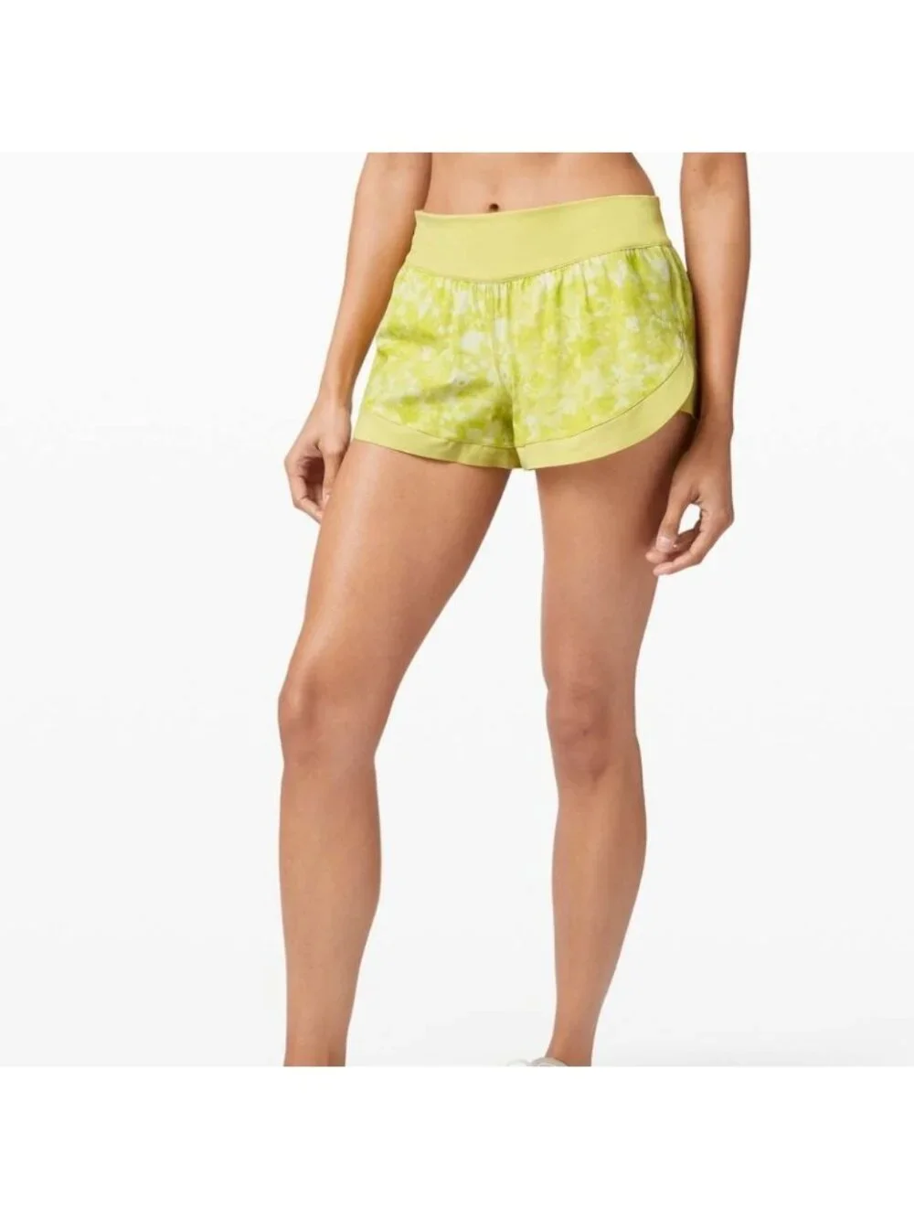 Lululemon Calm Tides Run Short Dappled Blossom Yellow Multi / Lemon Vibe